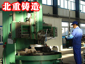 單柱立式車(chē)床立柱工作臺維修